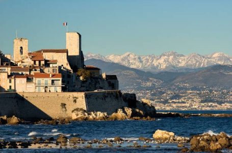 vieille ville d'antibes 